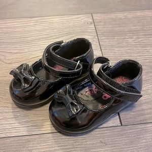 Toddler girls dress shoes size 3C